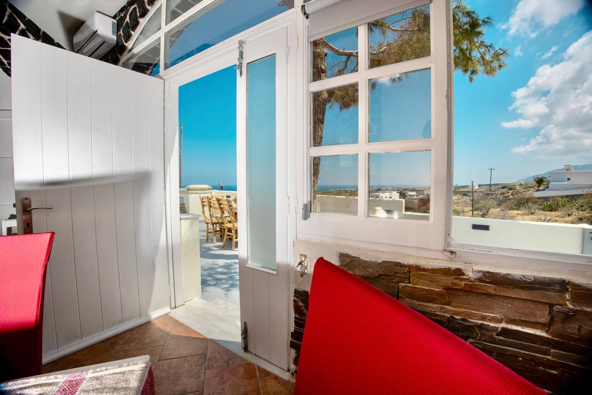 Dawn Suites Santorini Vourvoulos Номер фото